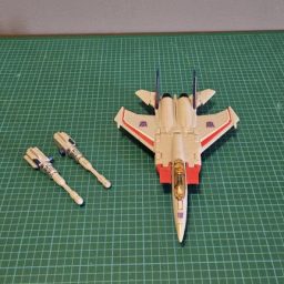 Thumbnail for D-02 Starscream